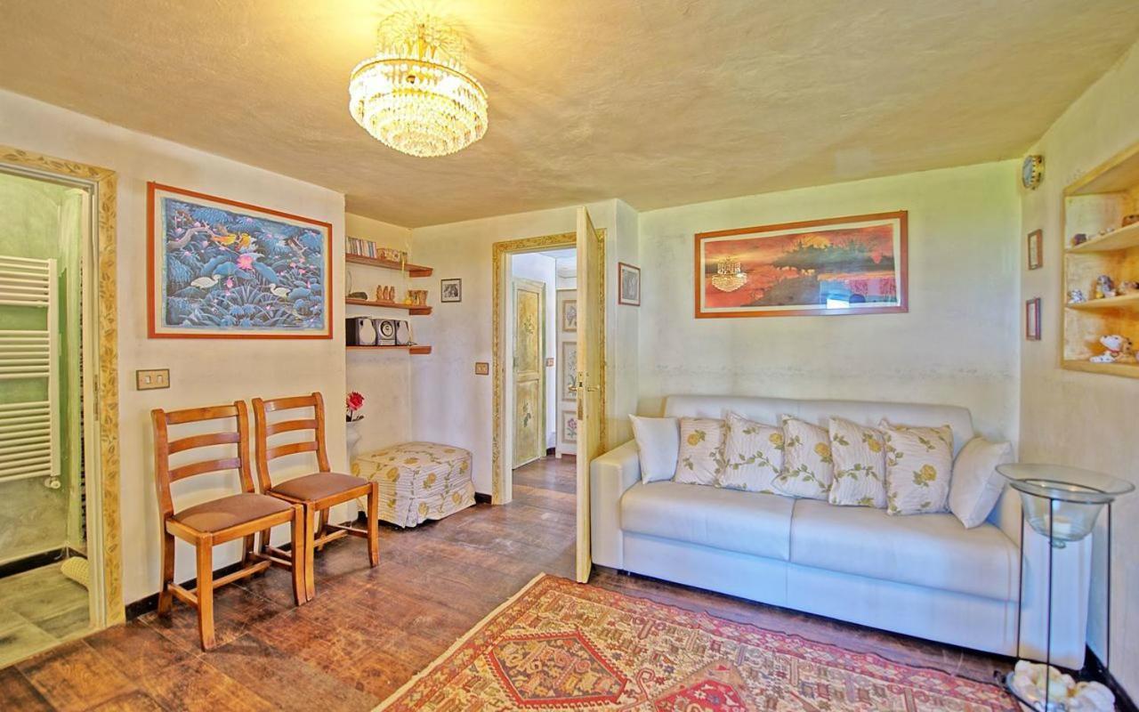 La Casa Fra Gli Ulivi Luxury Apartments With Pool Near Cinque Terre And Tuscany Monte Marcello Dış mekan fotoğraf